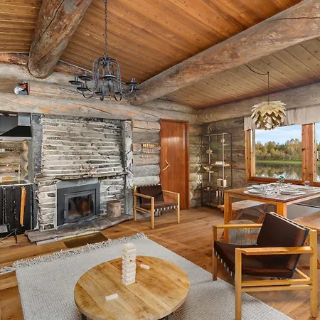 Suvantokoto Riverside Log Lomamökit *