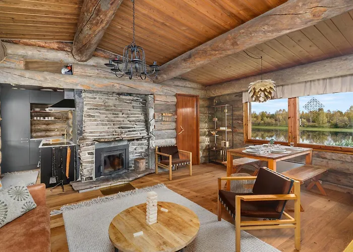 Suvantokoto Riverside Log Lomamökit *